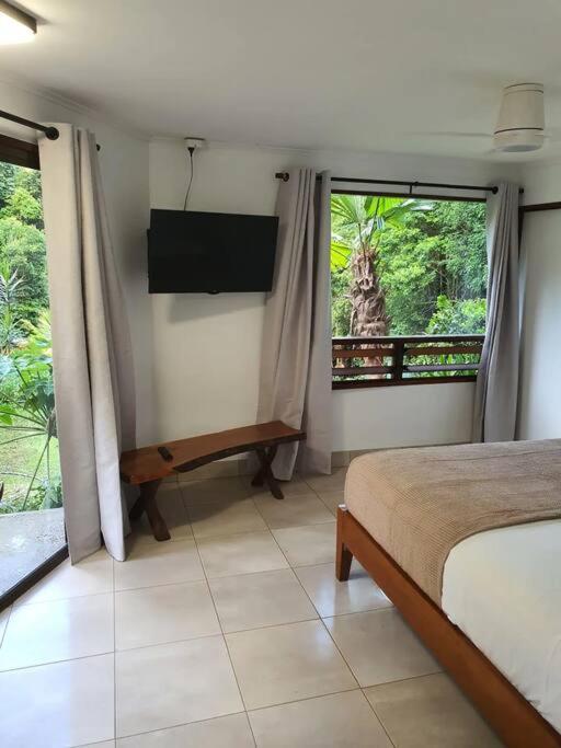 Treeverb Beach House - Daintree Cow Bay Exterior photo