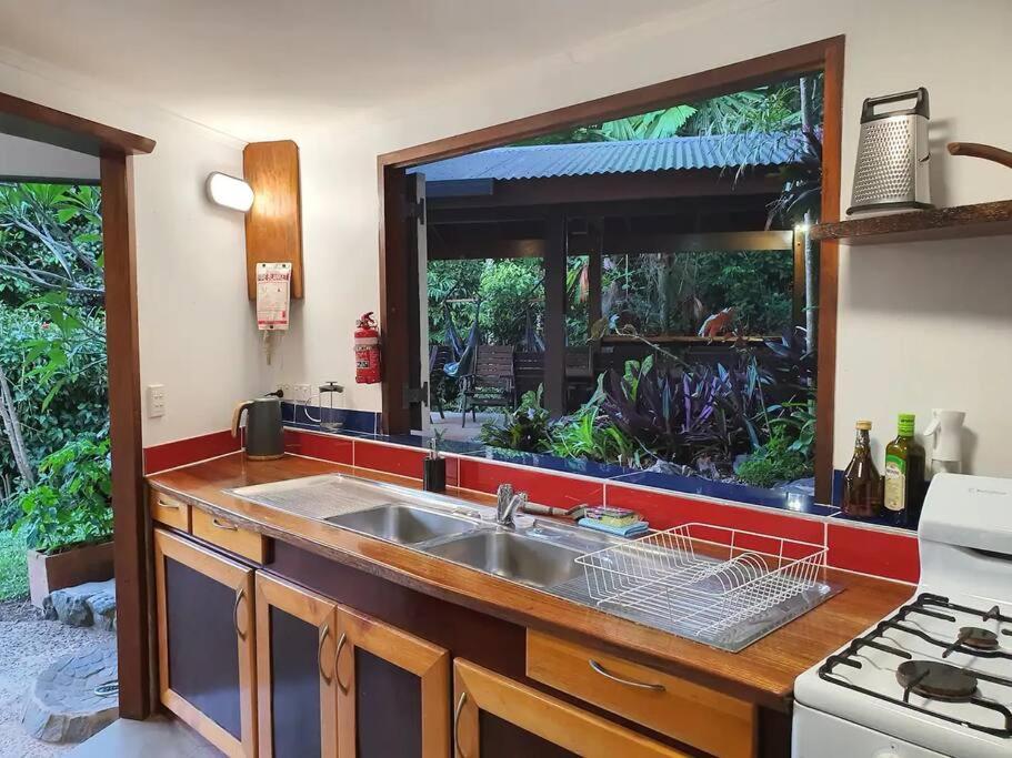 Treeverb Beach House - Daintree Cow Bay Exterior photo
